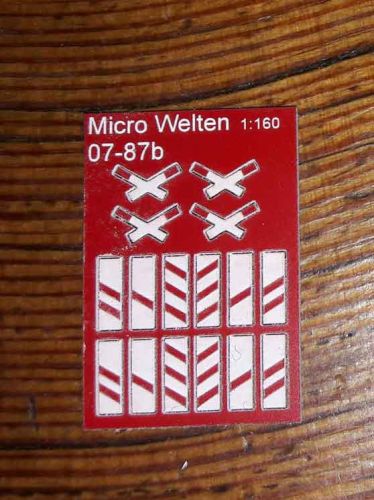 Micro Welten - 07-87b - Beschilderung für Bahnübergang alte Form Deutschland N (Bausatz)