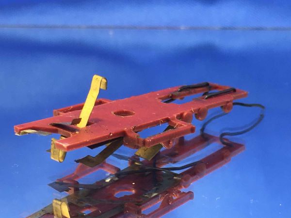 Arnold BR 41 - 2510-019 - pantograph (Used / refurbed)