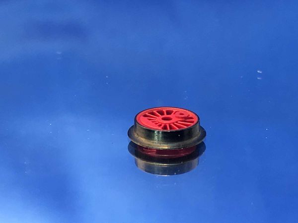 Fleischmann - RS036 / 00517044 -Lokrad kleines Gegengewicht - kräftiges rot & brüniert