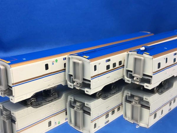 Kato - 10-1222 / 70101222 - E7 Hokuriku Shinkansen - 3-teiliges Wagon-Set