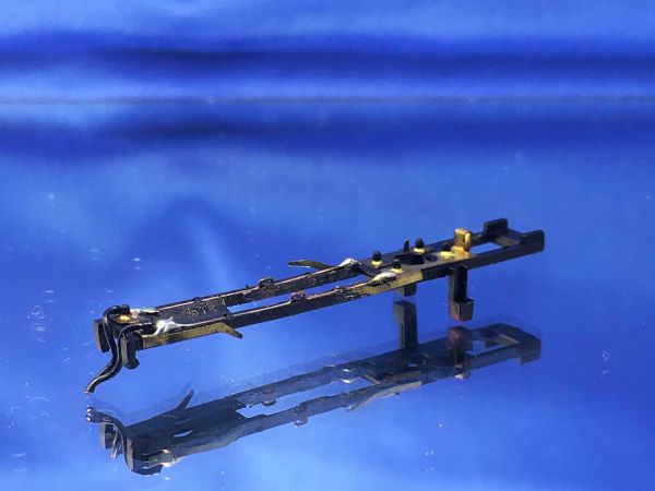 Arnold BR 36 - 2545-040 - pantograph (Used / refurbed)
