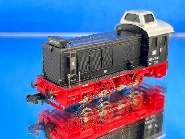 Hobbytrain - H28251 - Diesellok BR 236 DB, EP.IV mit Dachkanzel